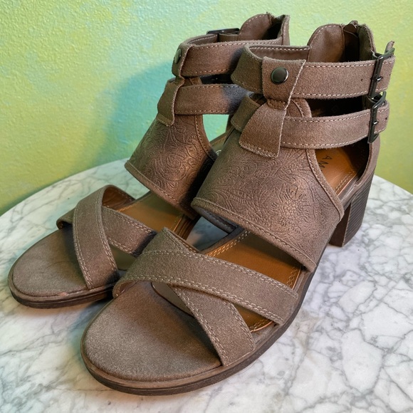Shoes - Rampage Embossed Taupe Sandals
